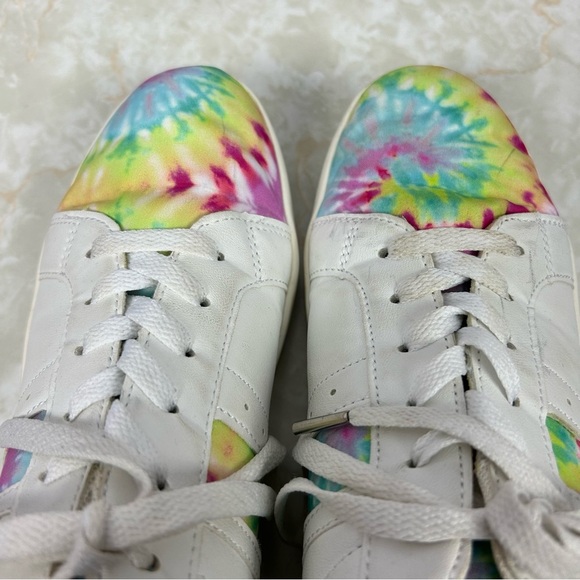 Just Fab White/Tie Dye Sneakers Size 9.5 - Picture 7 of 7